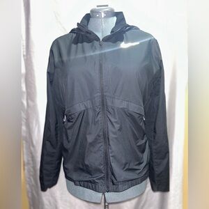 Nike Women’s Essential Water-Repellent Hooded Full Zip Black jacket